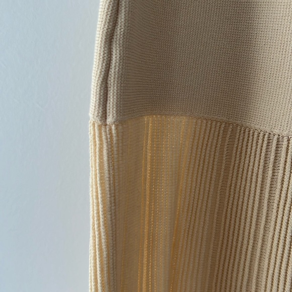 Knit dress - Picture 5 of 5